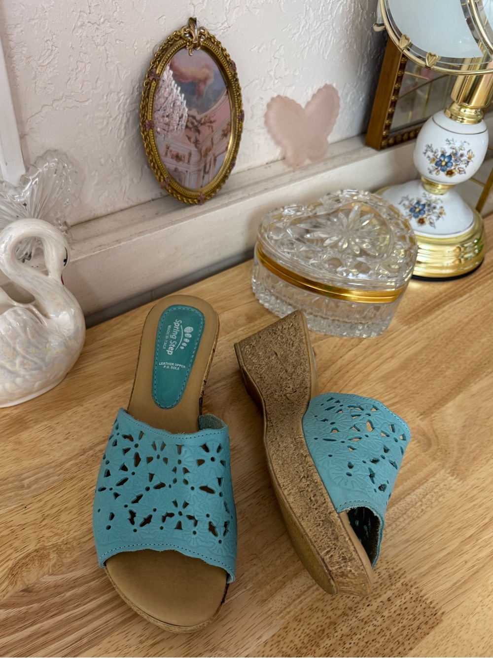 Adorable Spring Step Turquoise Floral Cut Out Platform Wedge Sandals EU 41 Boho